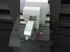 Máquina de corte de tecidos CNC personalizada 200mm/s - 2000mm/s Máquina de corte de tecidos de vestuário