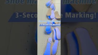 Máquina automática de marcação de palmilhas – 40.000 peças/dia | Impressão rápida e precisa de palmilhas de sapatos