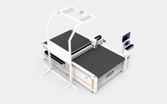 qualidade 200 mm/s - 2600 mm/s Máquina de corte de materiais compostos Máquina de corte de painéis acústicos de 50 Hz fábrica