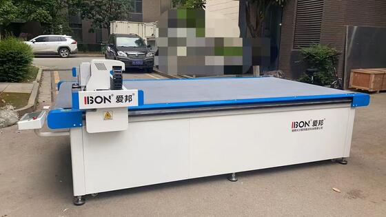 Bom preço Máquina de corte digital de faca de junta de absorção de choque EVA on-line