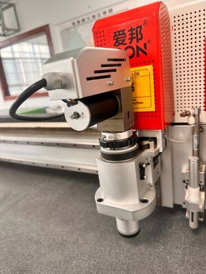 Bom preço Ferramenta de faca de oscilação de alta frequência com compatibilidade universal e estrutura durável de nível industrial para corte CNC on-line